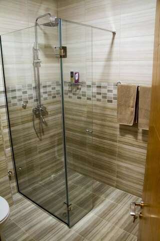 Апартаменты Guesthouse P&A Будва Люкс, вид на сад-8